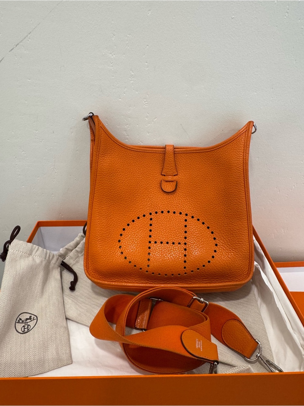 Hermes Evelyne III PM 29 crossbody Bag